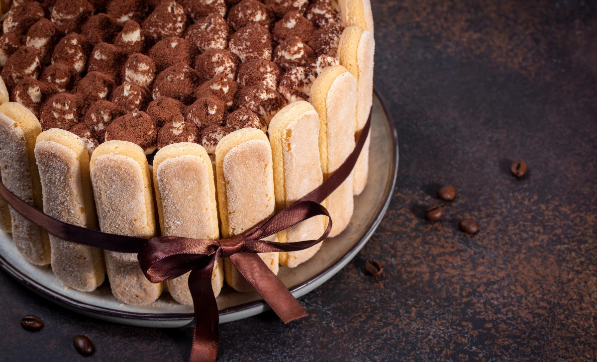 Tiramisu Cake