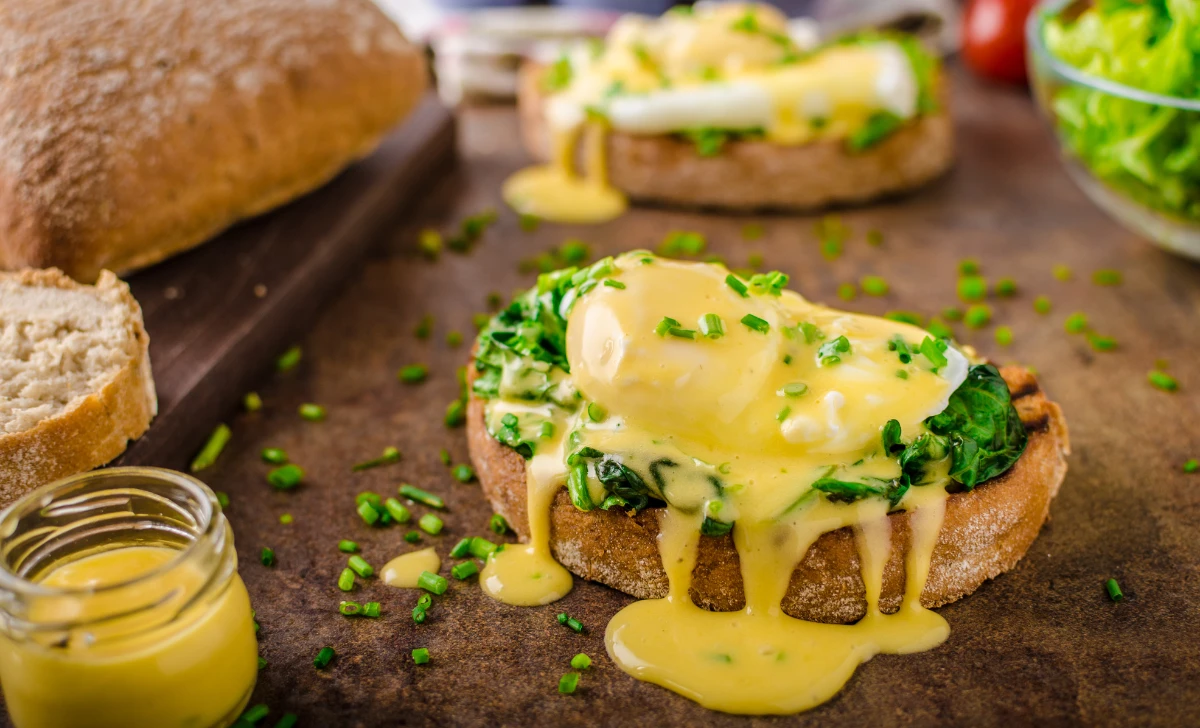 Eggs Benedict with Spinach