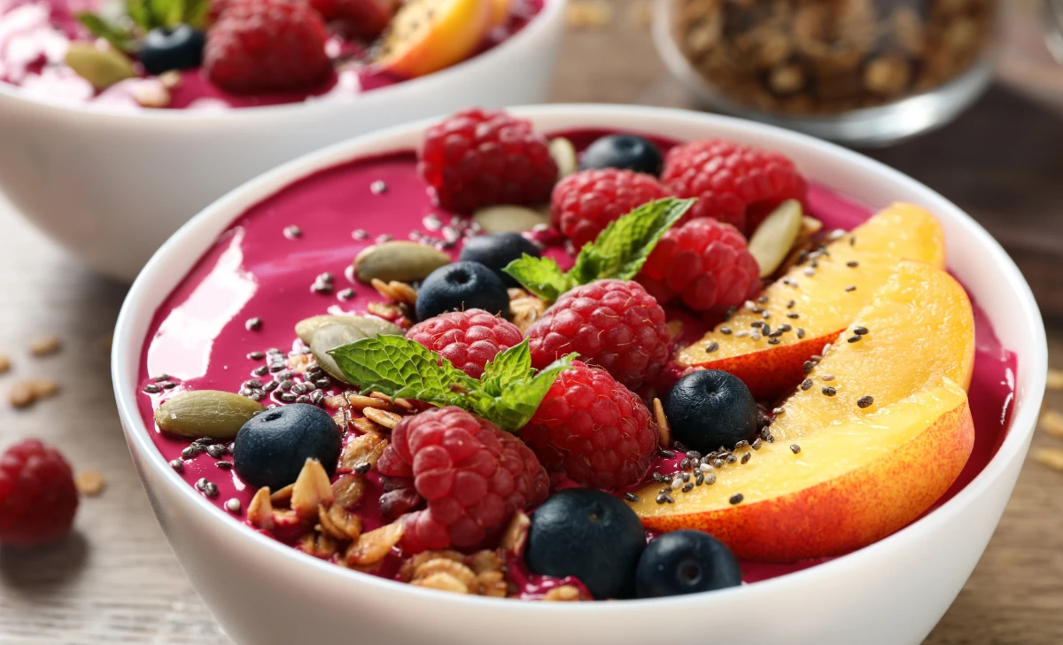 Granola and Berries Acai Bowl