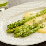 Grilled Asparagus with Hollandaise Sauce