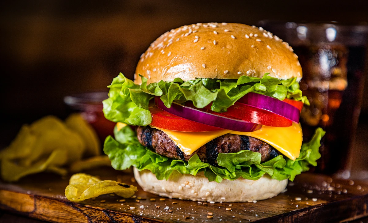 The Ultimate Halal Cheeseburger Recipe: A Flavorful History & Tips!