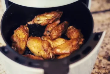 Perfectly Crispy Air Fryer Chicken Wings: Golden Brown and Delicious