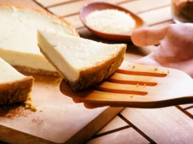 3 ingredient no bake cheesecake​