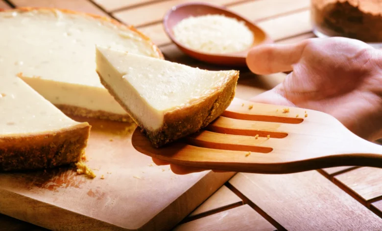 3 ingredient no bake cheesecake​